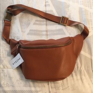 NEW Pacsun Adjustable Fanny